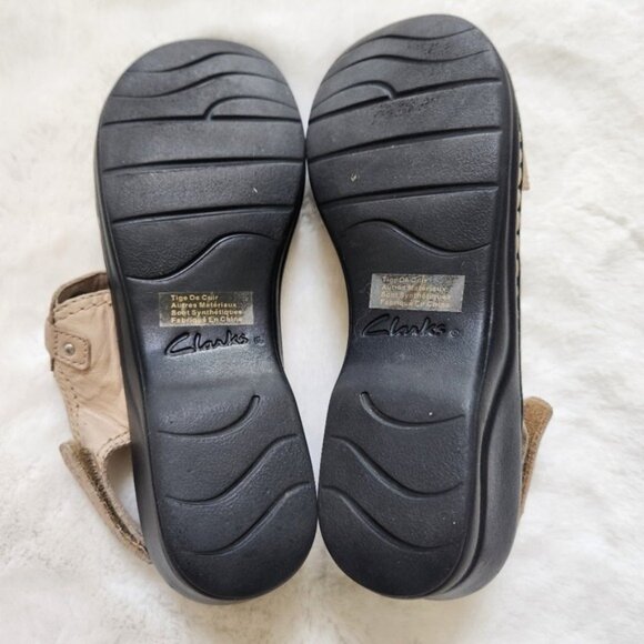 Clarks Bendables Hook and Loop Womens Cream Strappy Comfort Sandals - Picture 8 of 8